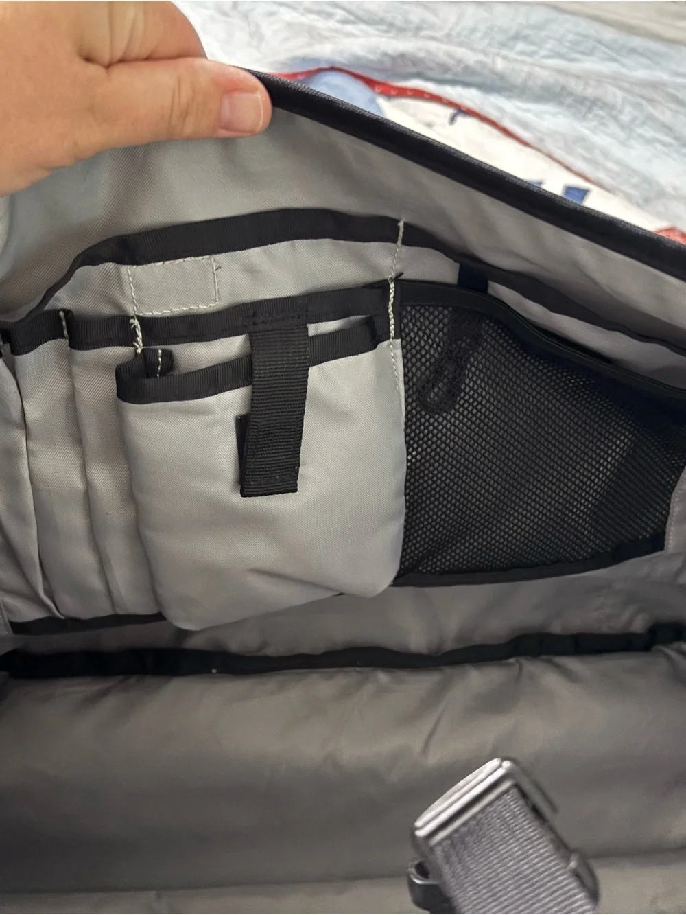 Patagonia Critical Mass Messenger Bag Large Capacity Black
